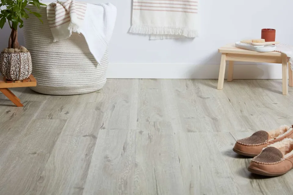 Vinyl Vs. Laminate Flooring Which One is Better for You