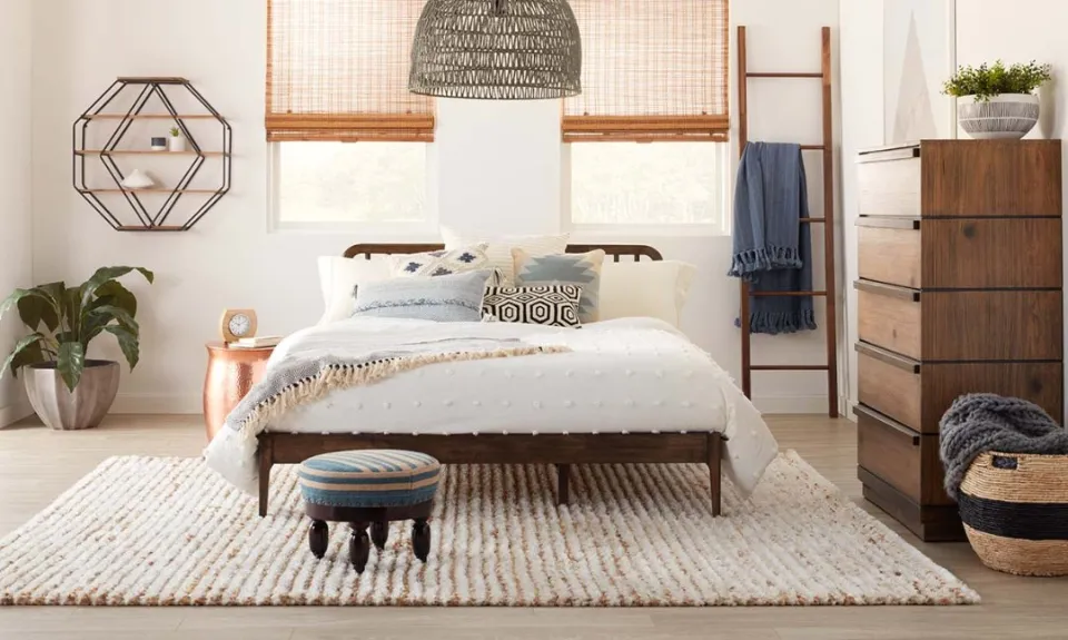 Where Should You Place An Area Rug in a Bedroom? Tips and Tricks