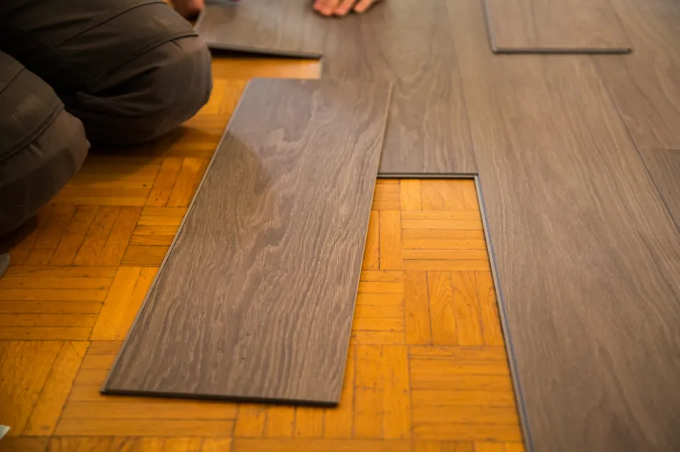 Hardwood Vs Vinyl Flooring Which One is Better for You