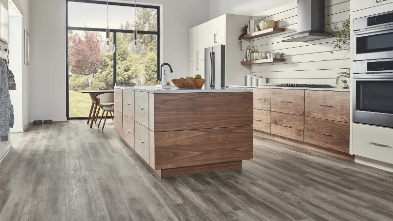 Hardwood Vs Vinyl Flooring: Which One is Better for You?