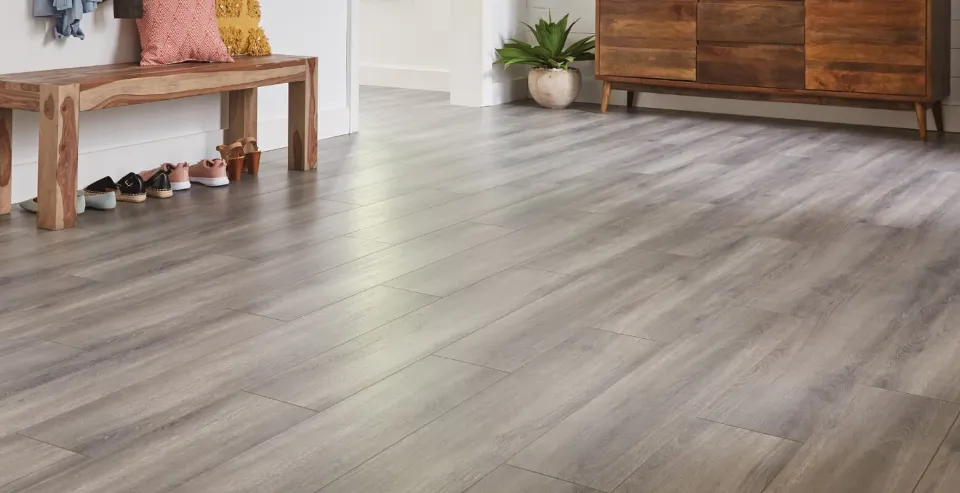 Vinyl Vs. Laminate Flooring: Which One is Better for You?