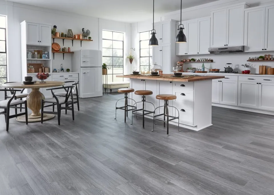 Engineered Hardwood Vs. Vinyl Plank Flooring: Which One is Better for You?