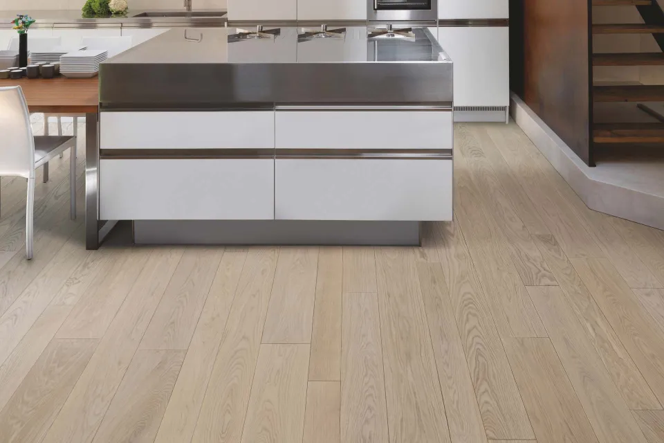 Engineered Hardwood Vs. Vinyl Plank Flooring: Which One is Better for You?